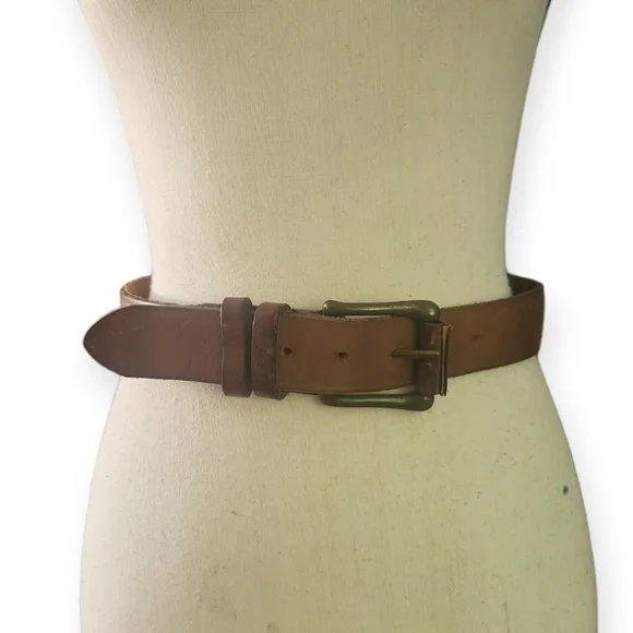 Classic Brown Leather Belt - Picture 5 of 8